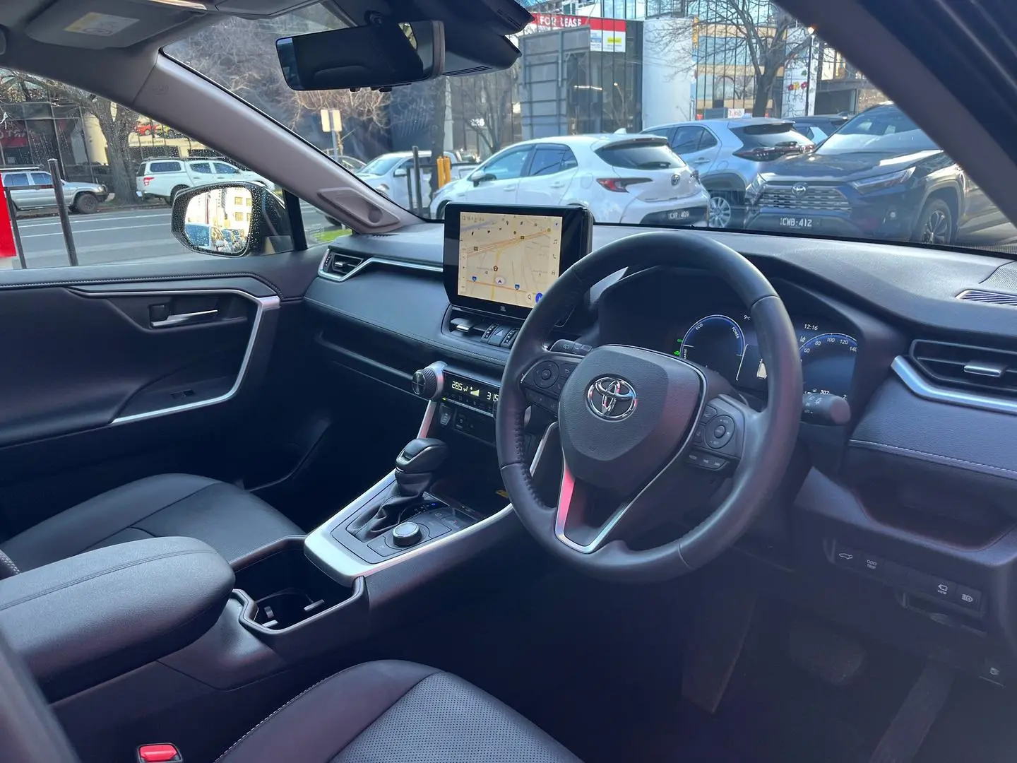 2024 Toyota RAV4 Gallery Image 11