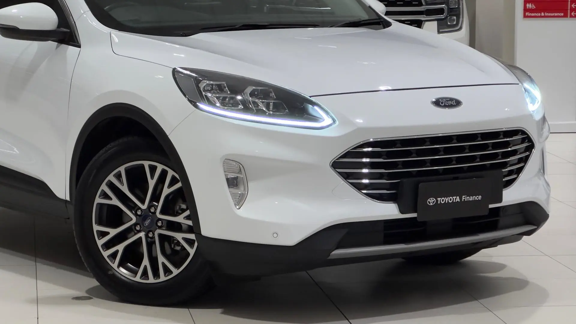 2021 Ford Escape Gallery Image 3