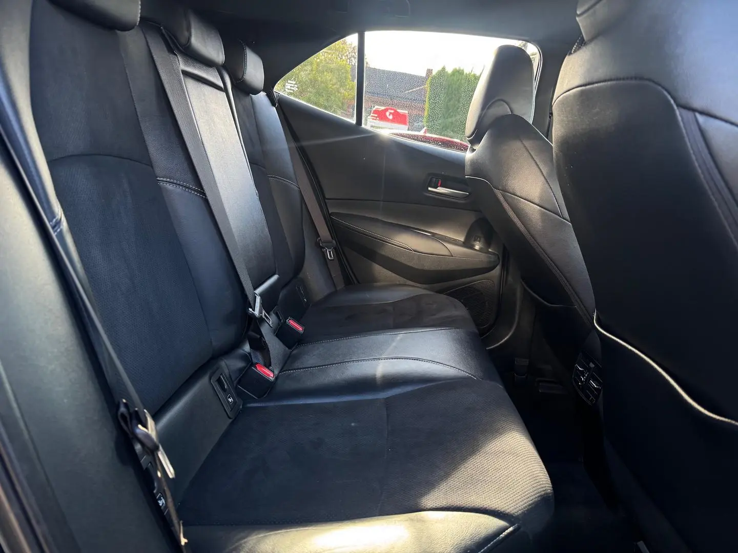2019 Toyota Corolla Gallery Image 24