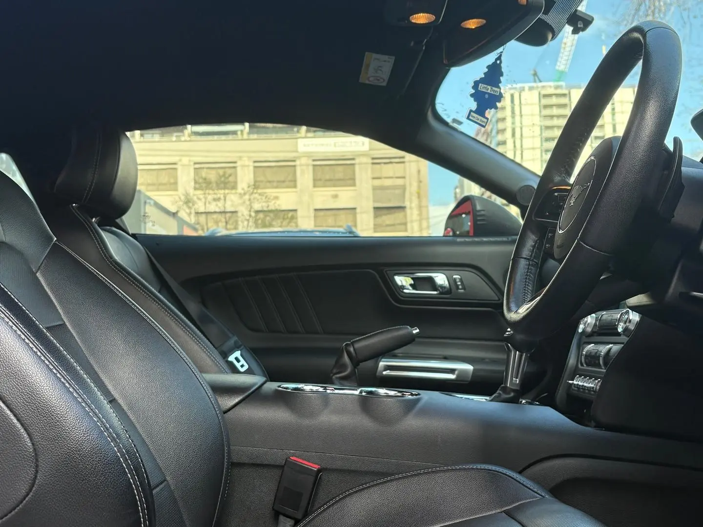 2017 Ford Mustang Gallery Image 11