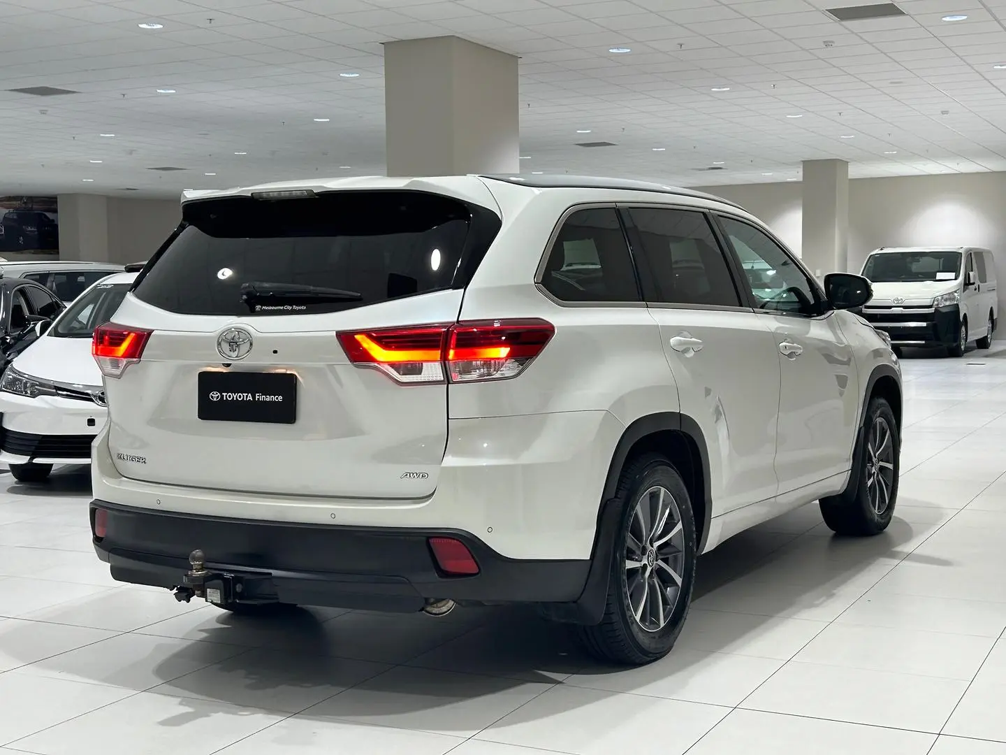 2018 Toyota Kluger Gallery Image 10