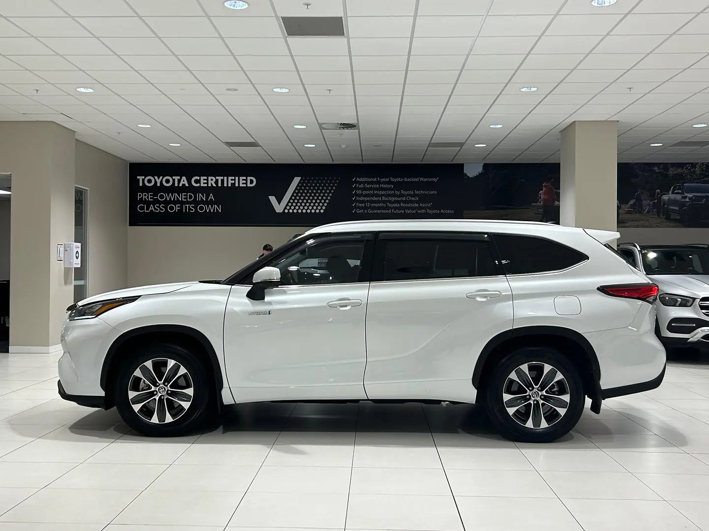 2022 Toyota Kluger Gallery Image 6