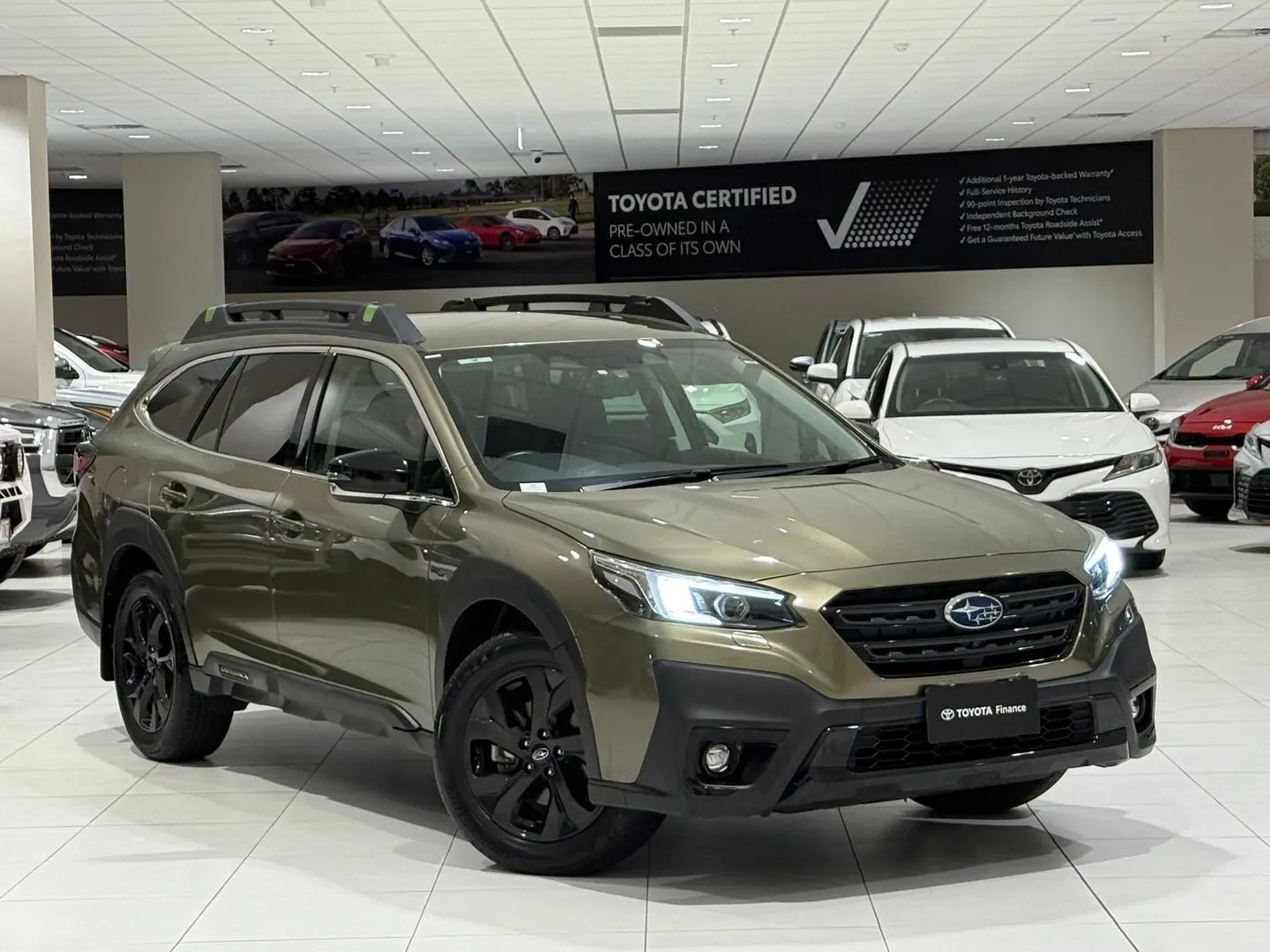 2022 Subaru Outback Gallery Image 1