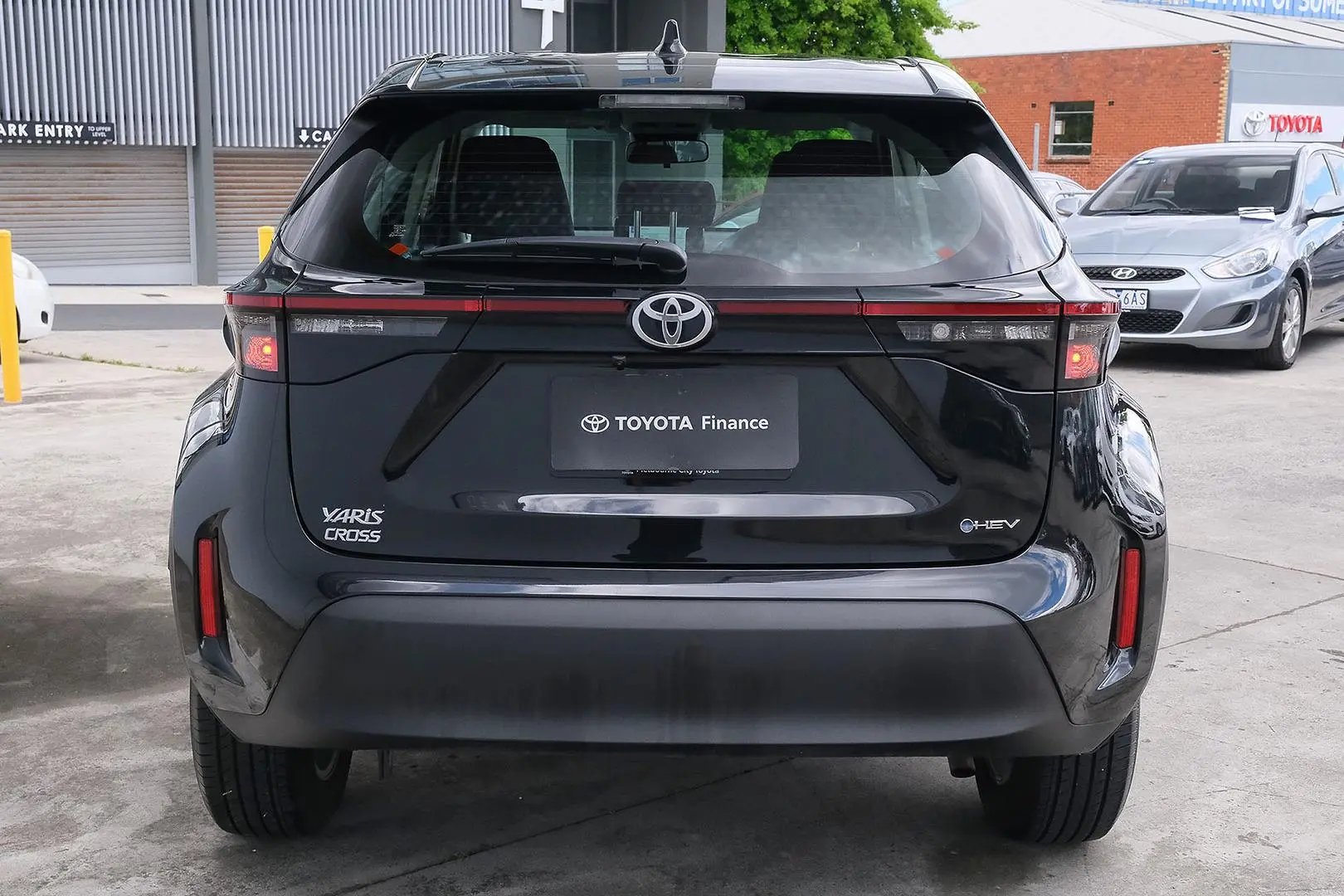 2024 Toyota Yaris Cross Gallery Image 4