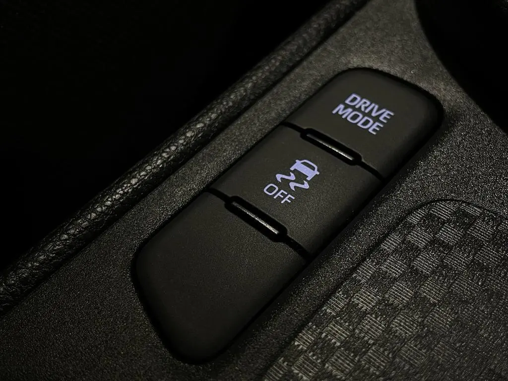 2024 Toyota Yaris Cross Gallery Image 19