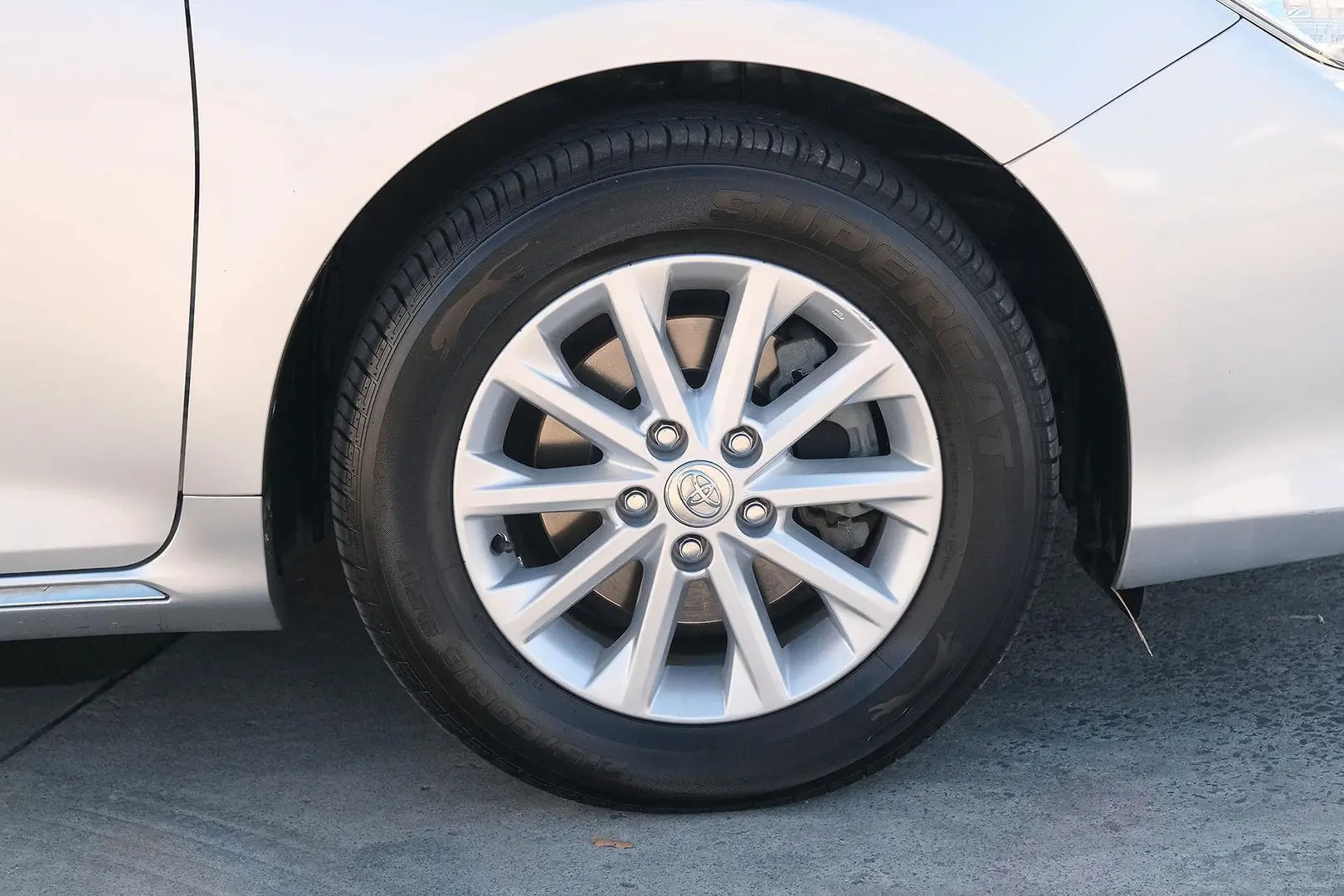 2012 Toyota Aurion Gallery Image 6