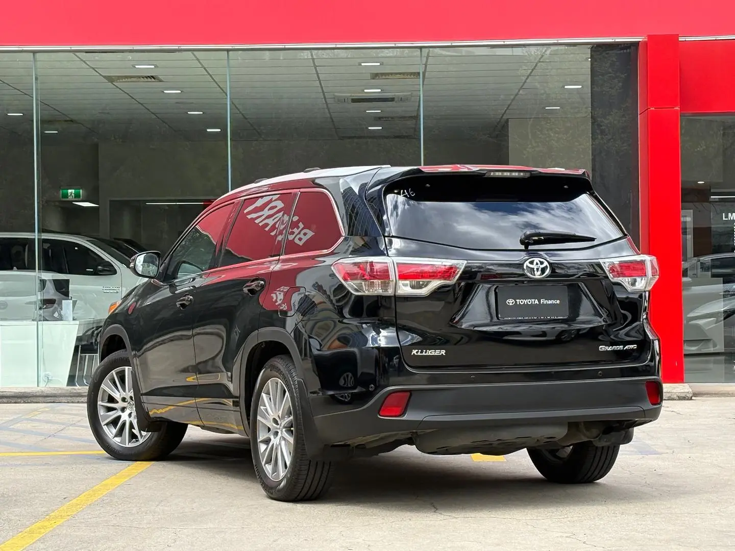 2015 Toyota Kluger Gallery Image 11