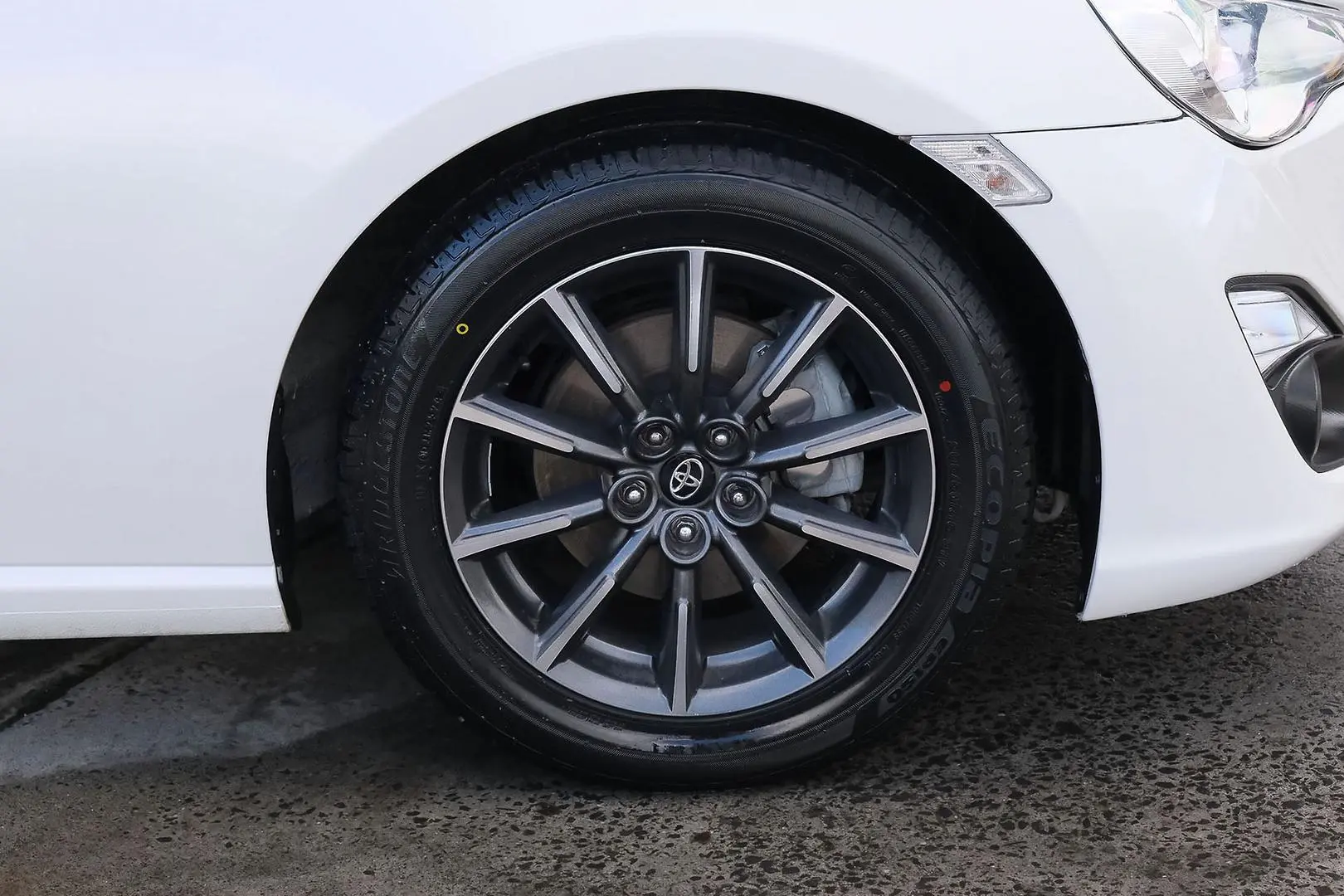 2015 Toyota 86 Gallery Image 6
