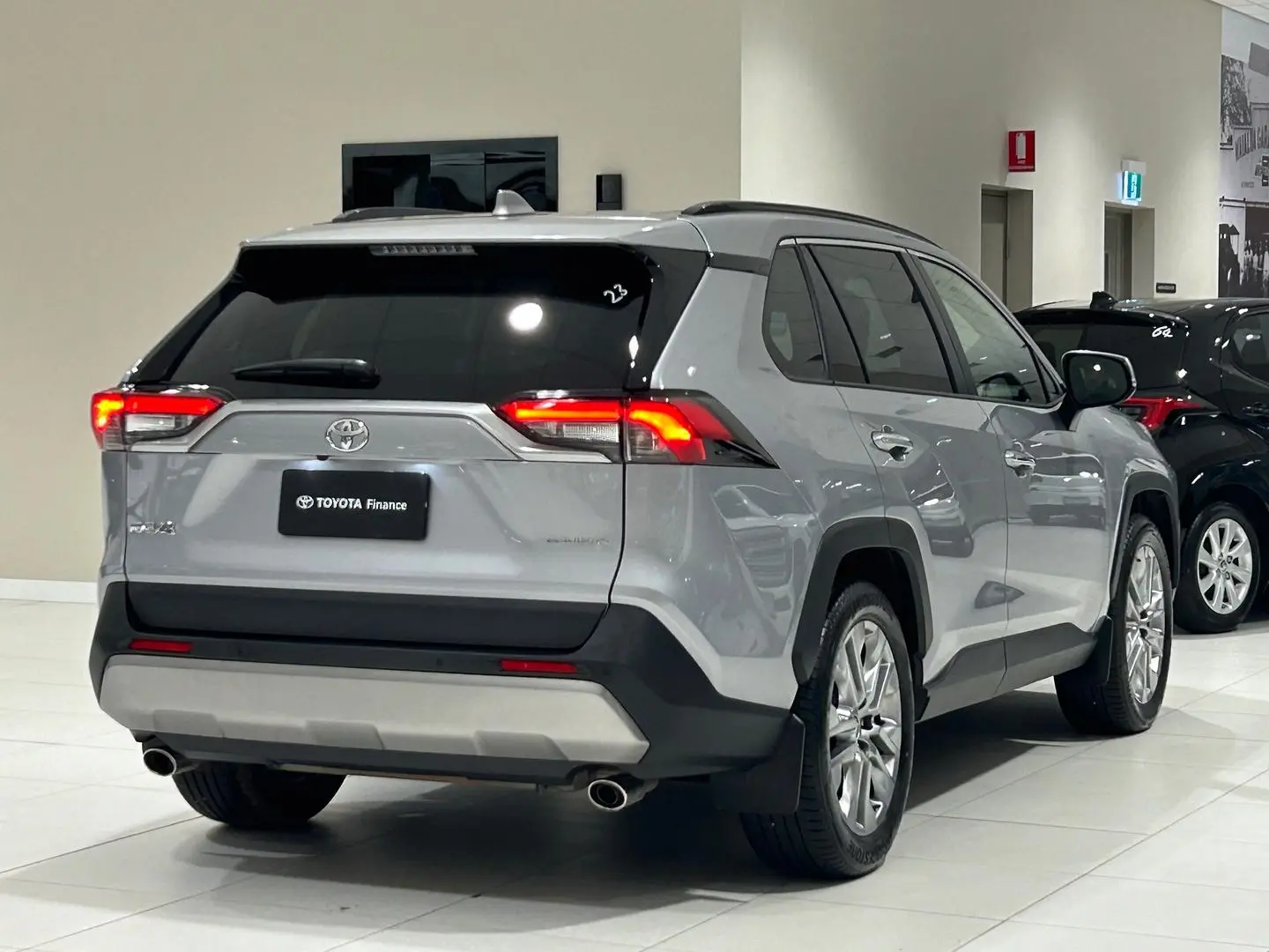 2024 Toyota RAV4 Gallery Image 10