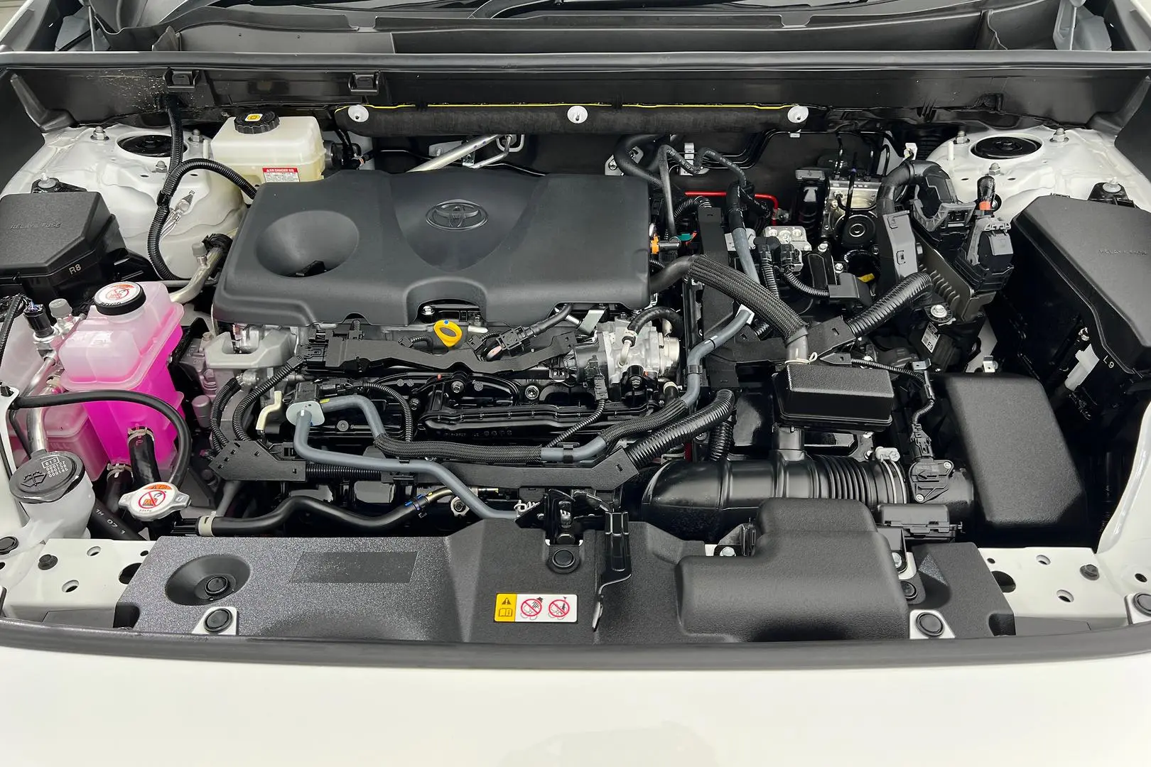 2024 Toyota RAV4 Gallery Image 19