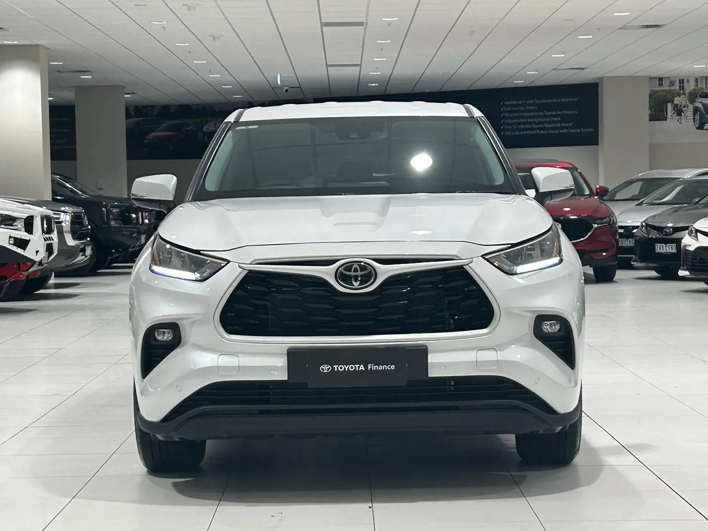 2024 Toyota Kluger Gallery Image 4