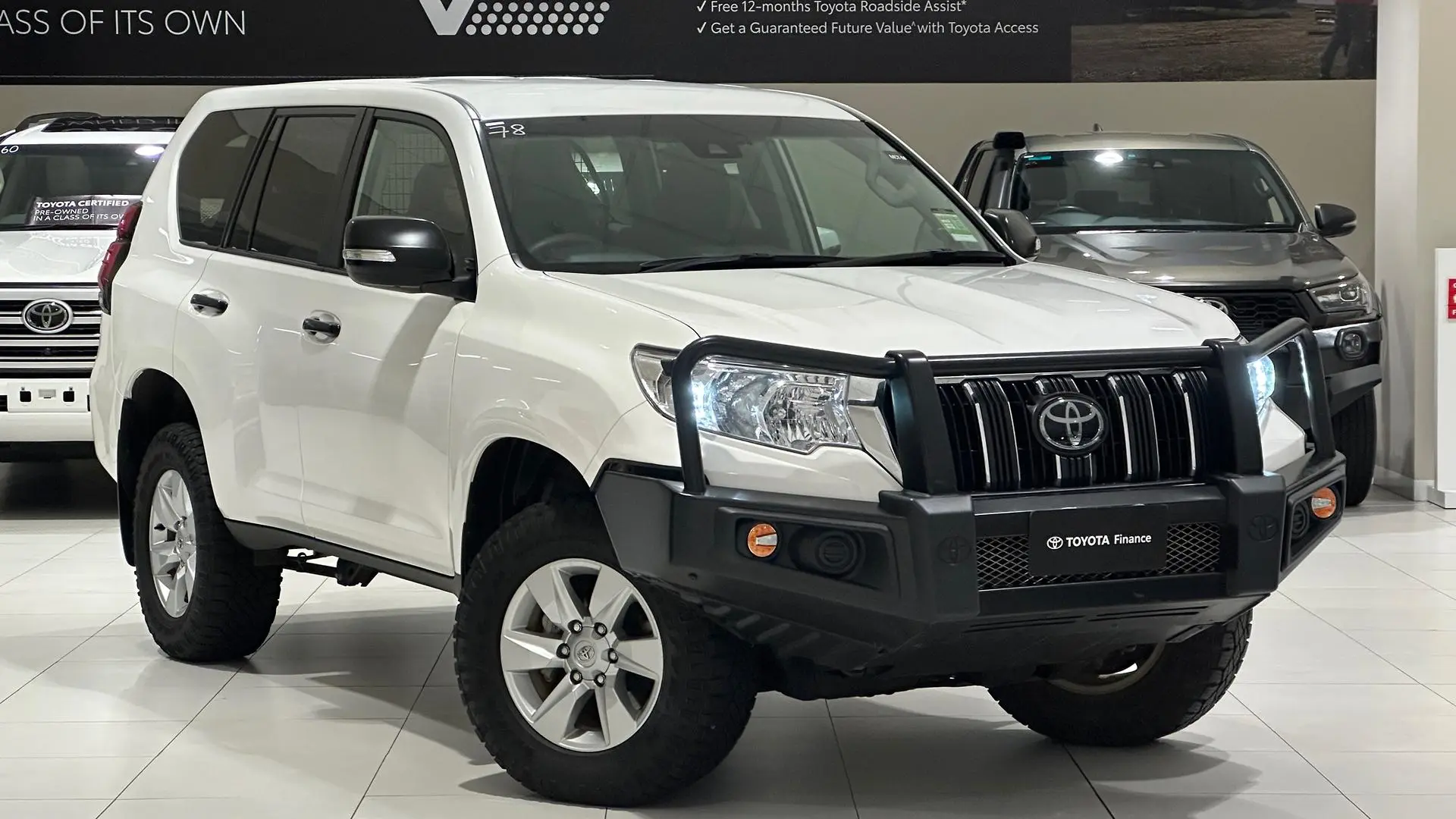 2022 Toyota Landcruiser Prado Gallery Image 1