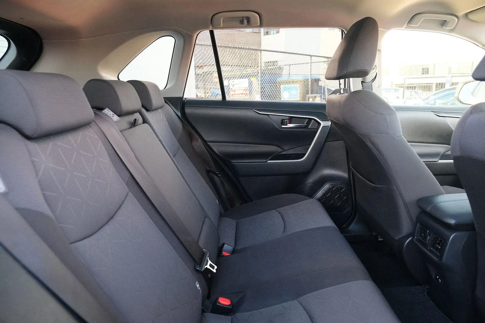 2022 Toyota RAV4 Gallery Image 11