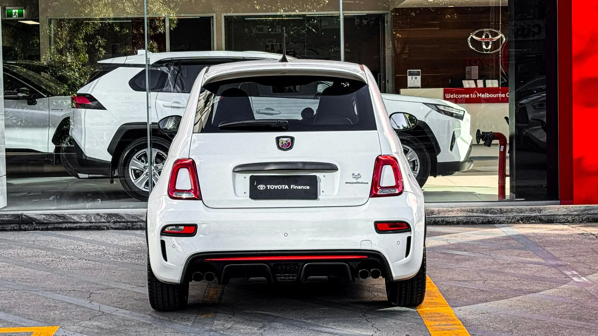 2021 Abarth 595 Image 7