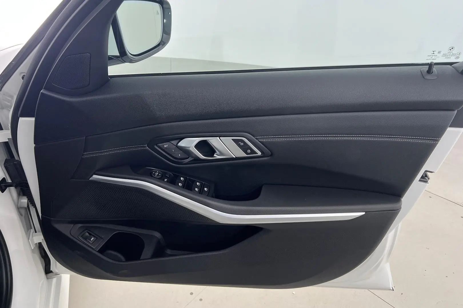 2019 BMW 3 Series Gallery Image 13