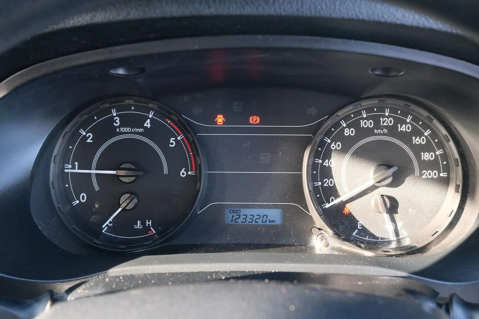 2018 Toyota Hilux Gallery Image 16