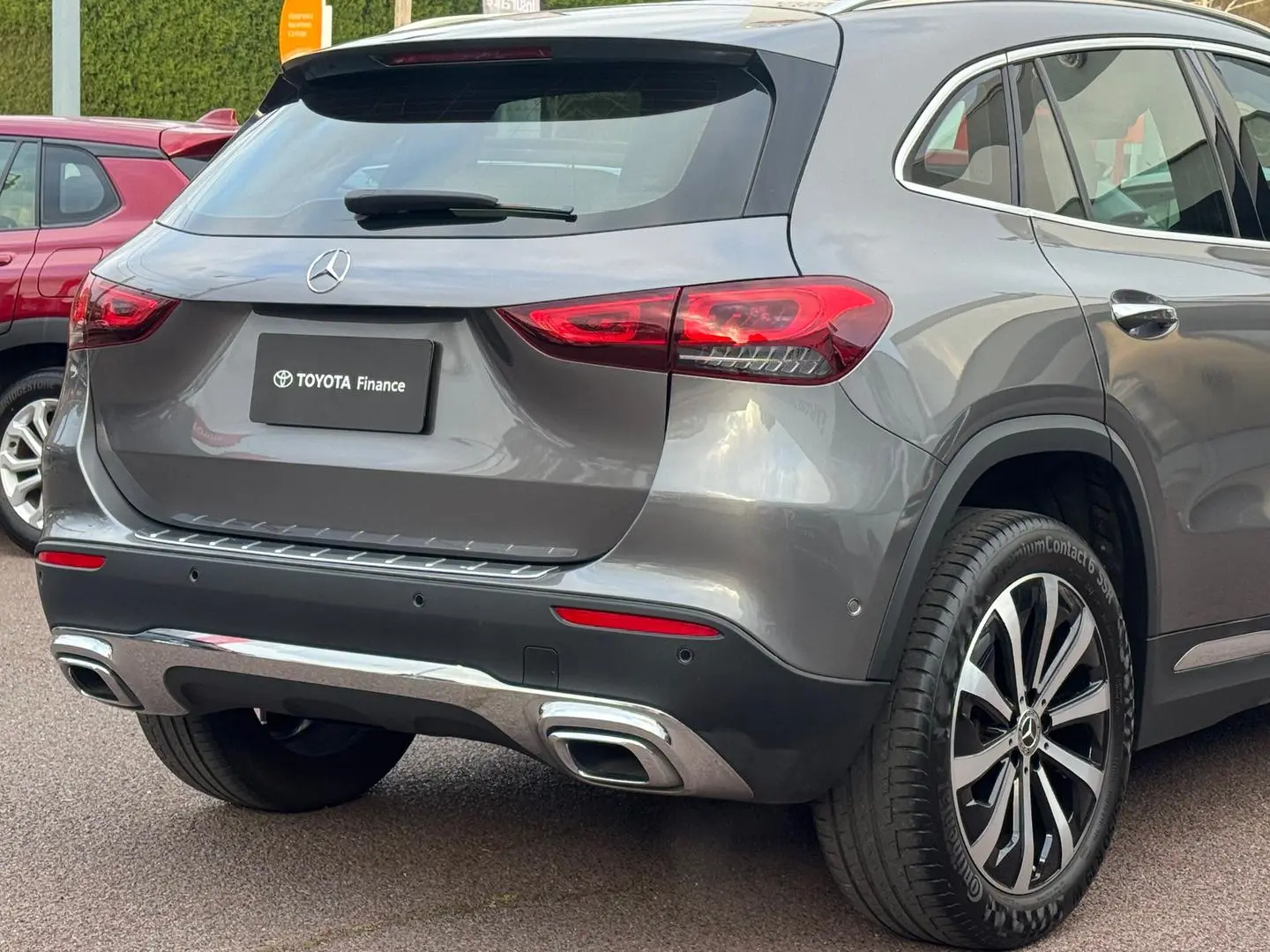 2021 Mercedes-Benz GLA-Class Gallery Image 5