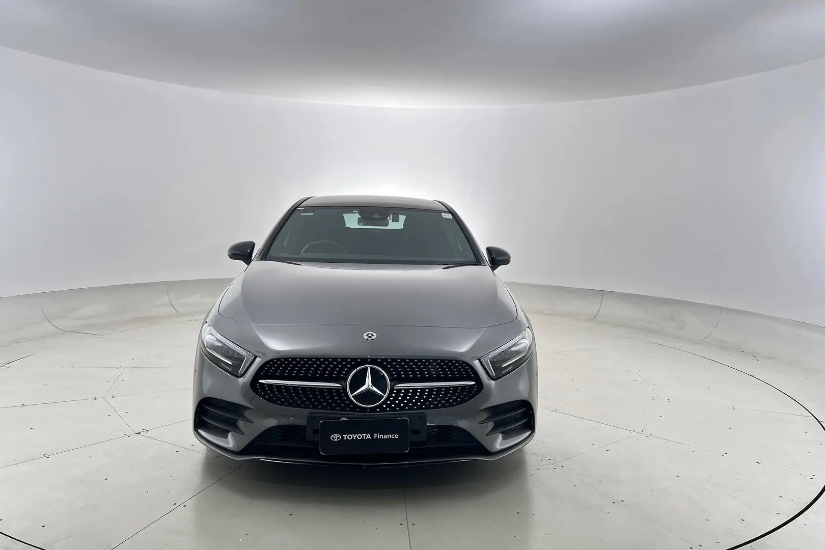 2022 Mercedes-Benz A-Class Gallery Image 9
