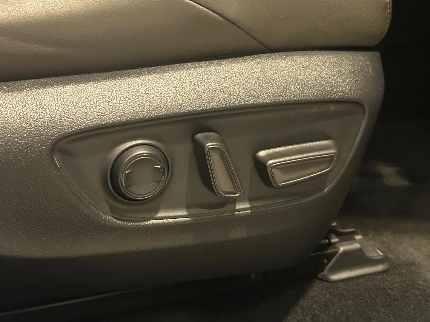 2024 Toyota RAV4 Gallery Image 20