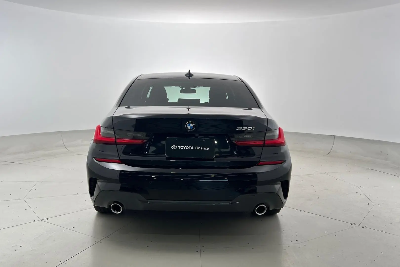 2020 BMW 3 Series Gallery Image 6