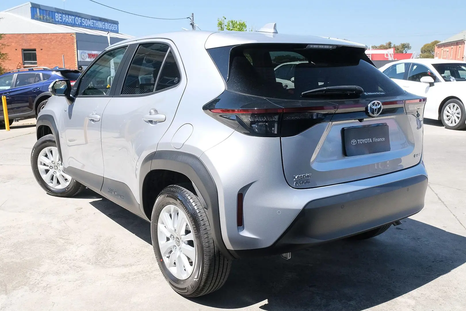 2024 Toyota Yaris Cross Gallery Image 2