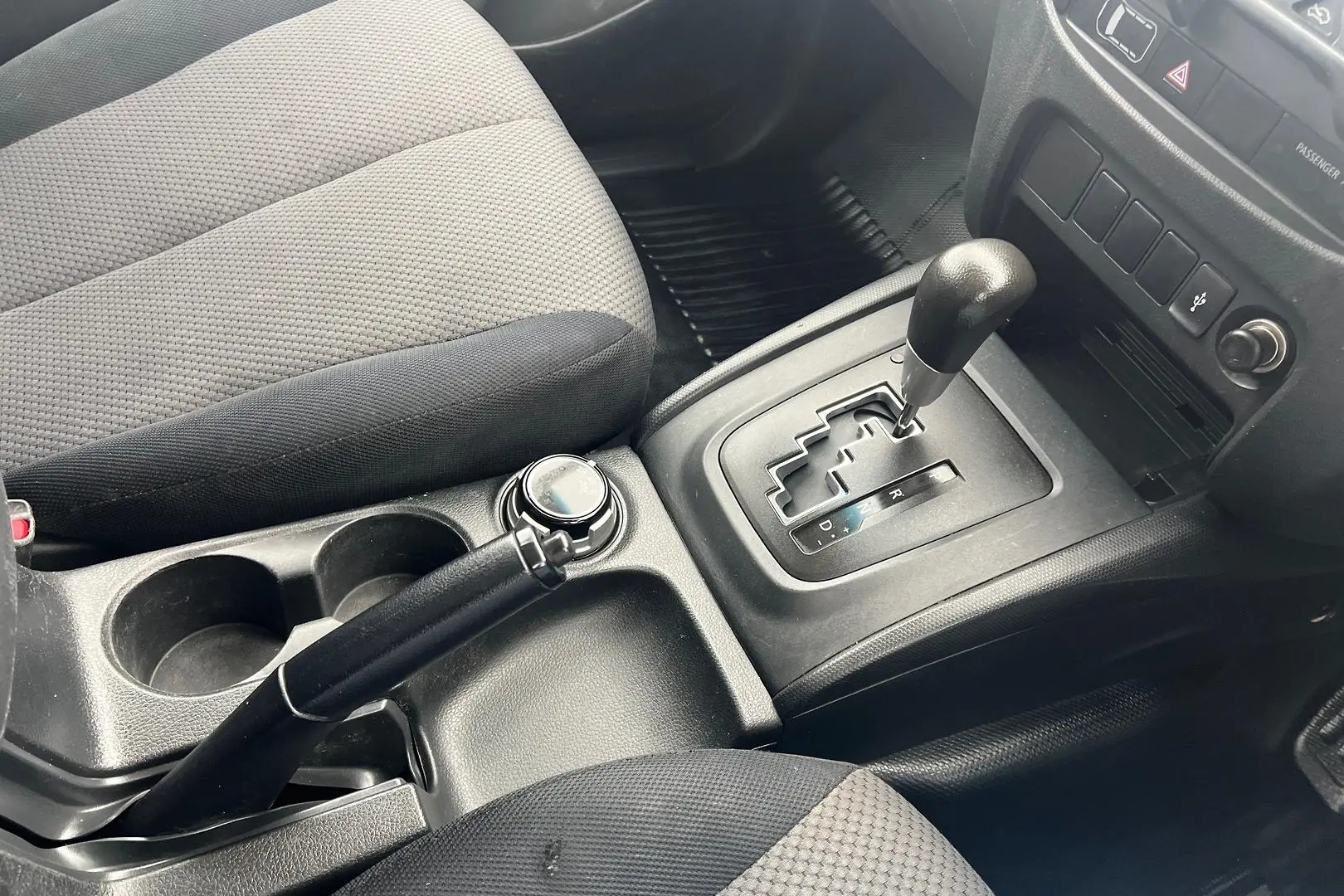 2017 Mitsubishi Triton Gallery Image 19