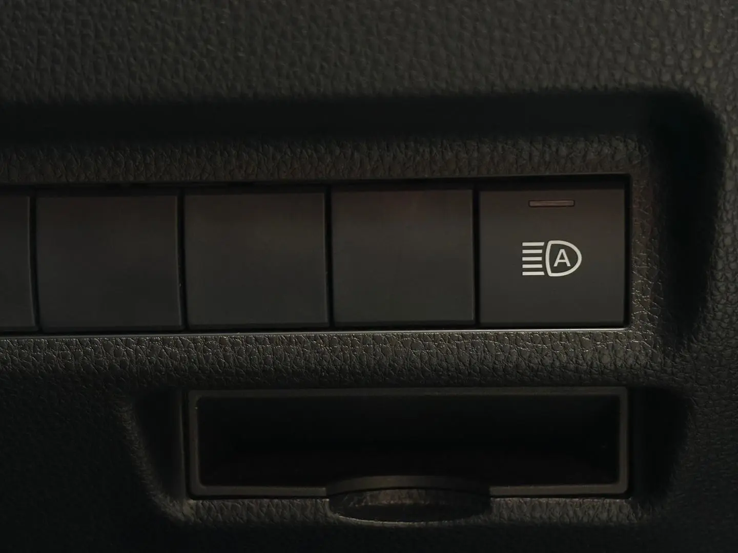 2021 Toyota RAV4 Gallery Image 20