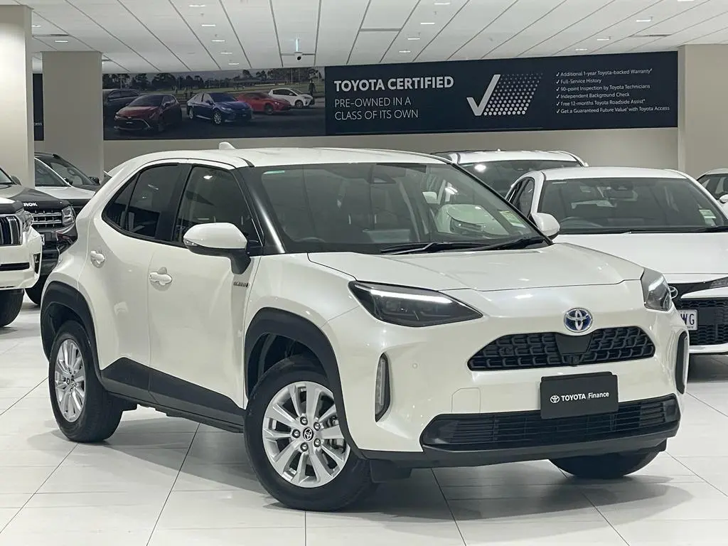 2023 Toyota Yaris Cross Gallery Image 1
