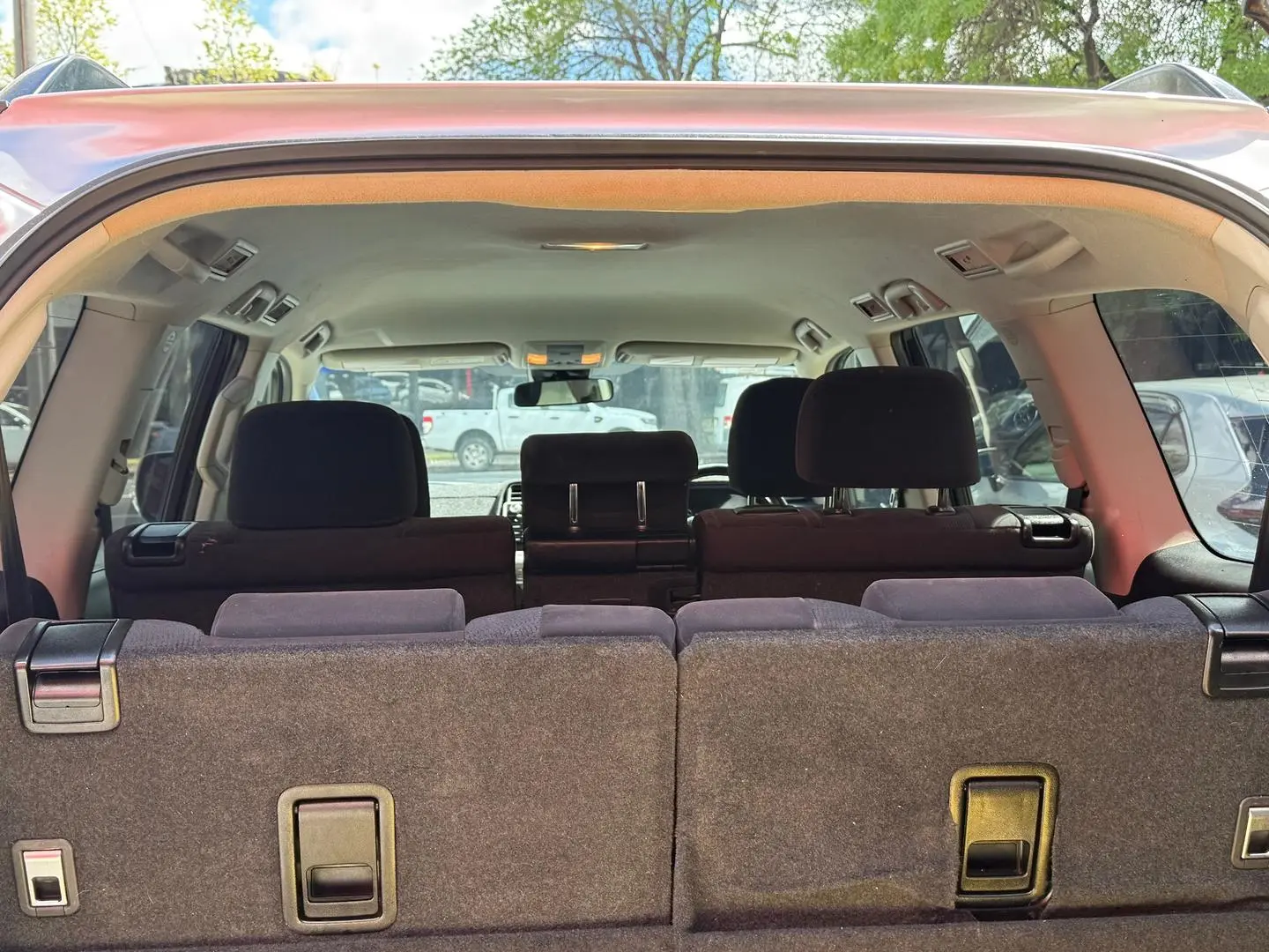 2020 Toyota Landcruiser Prado Gallery Image 24