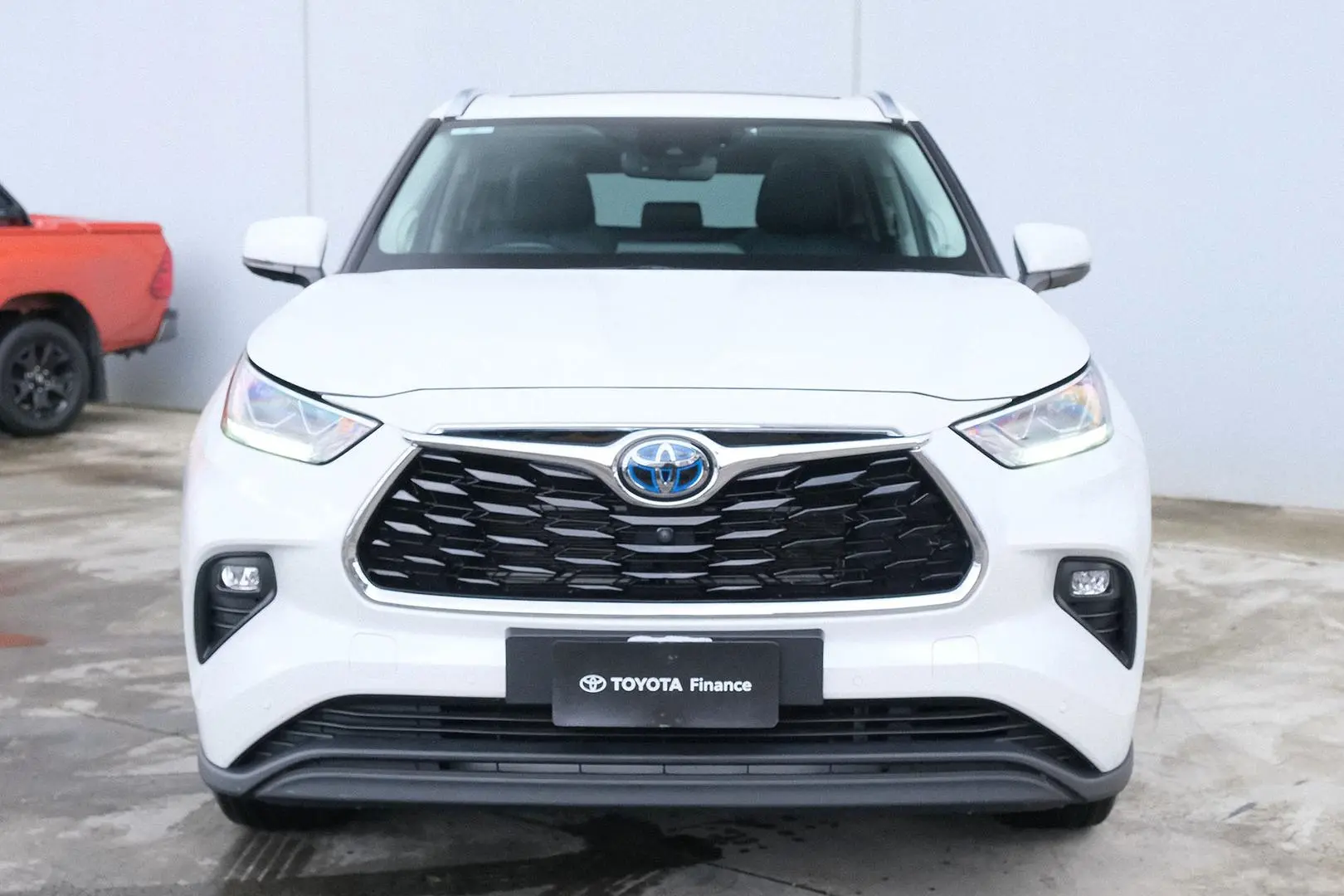 2021 Toyota Kluger Gallery Image 3