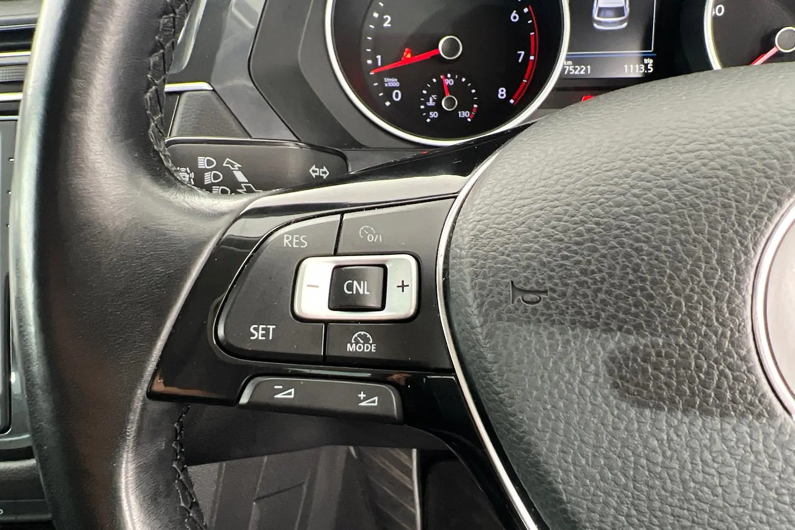 2016 Volkswagen Tiguan Gallery Image 18