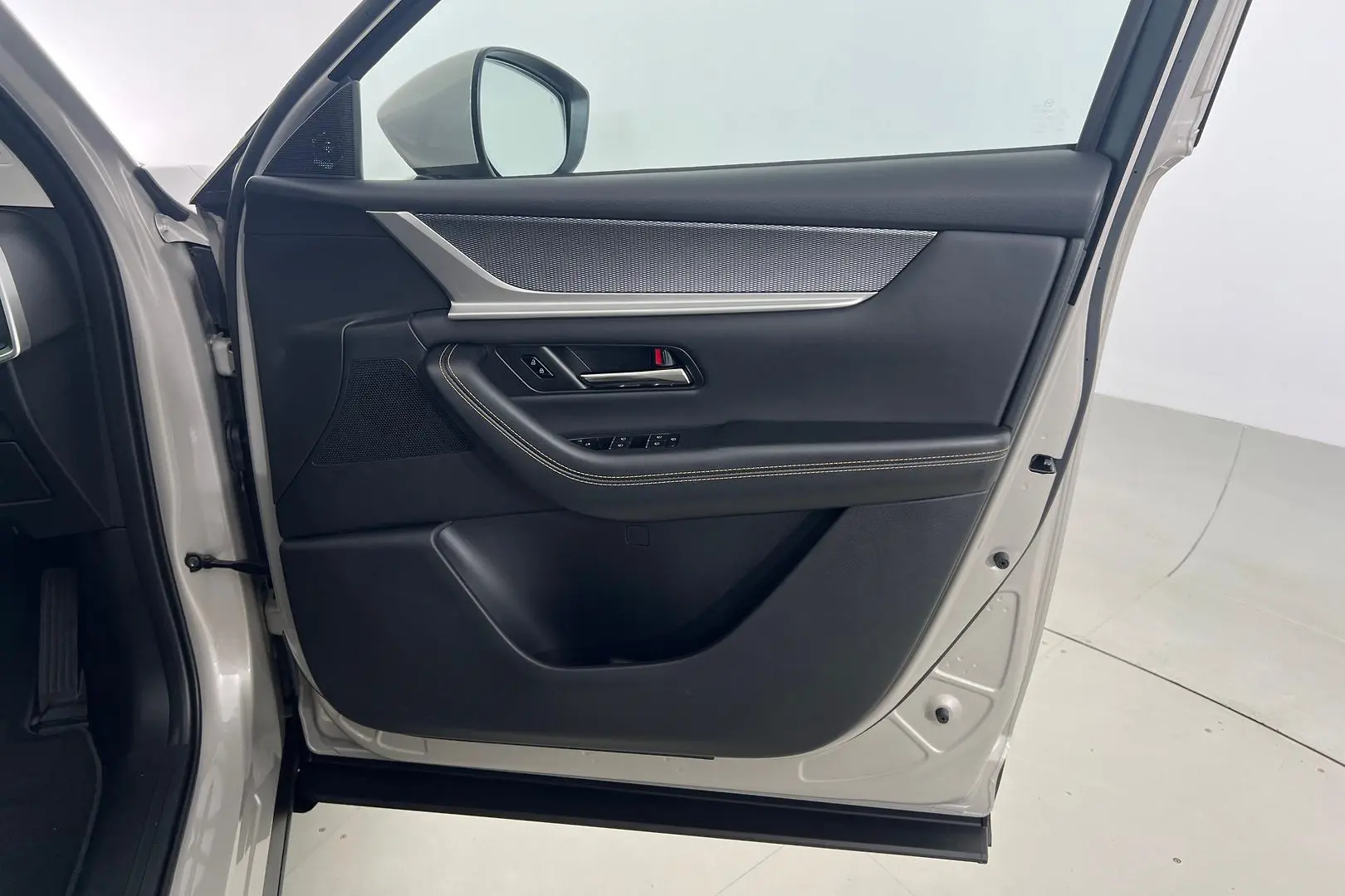 2024 Mazda CX-90 Gallery Image 10