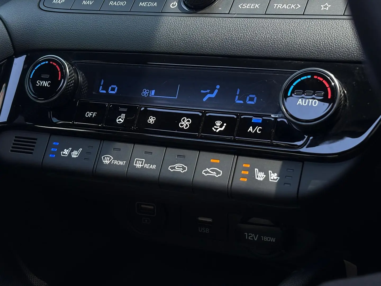 2022 Hyundai i30 Gallery Image 20