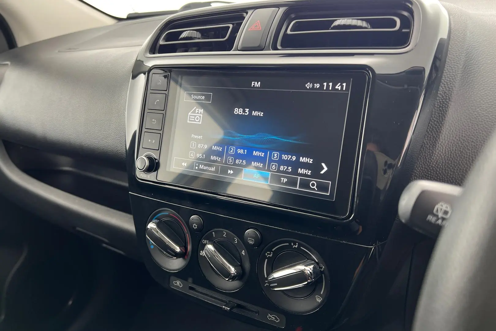 2020 Mitsubishi Mirage Gallery Image 22