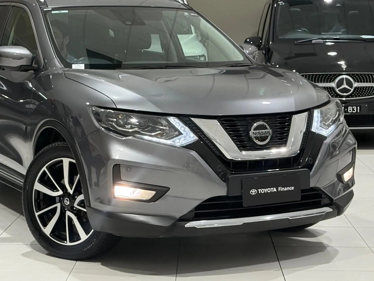 2021 Nissan X-TRAIL Gallery Image 3