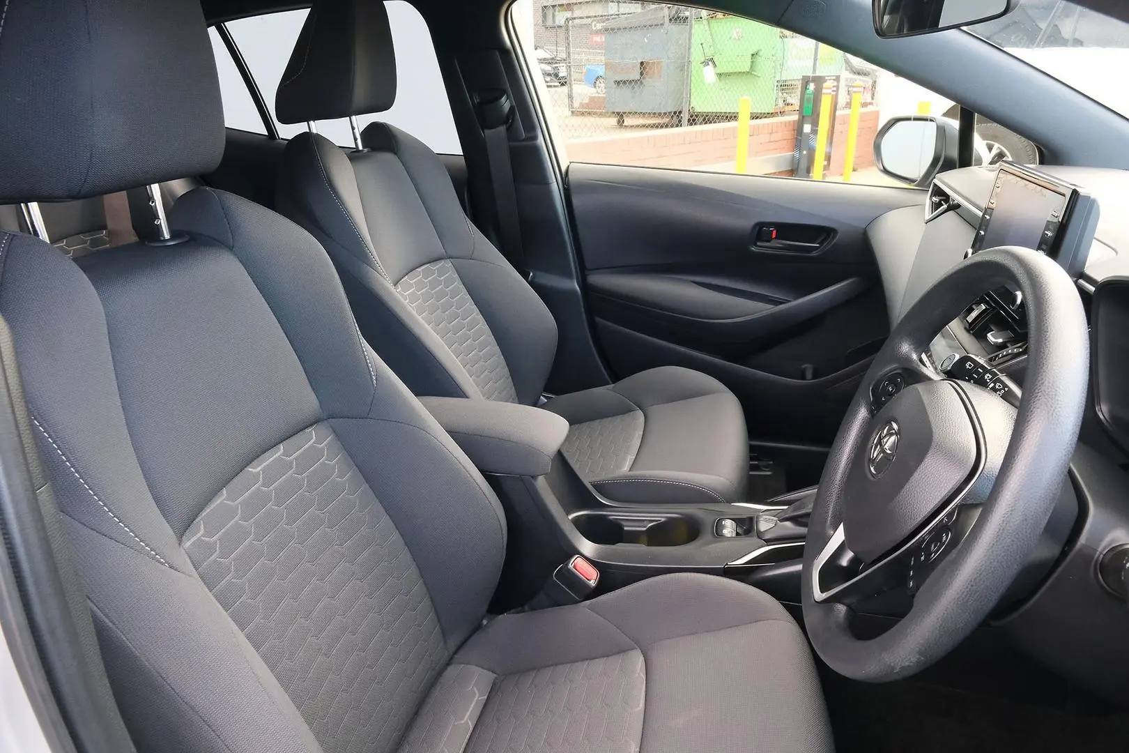 2018 Toyota Corolla Gallery Image 13