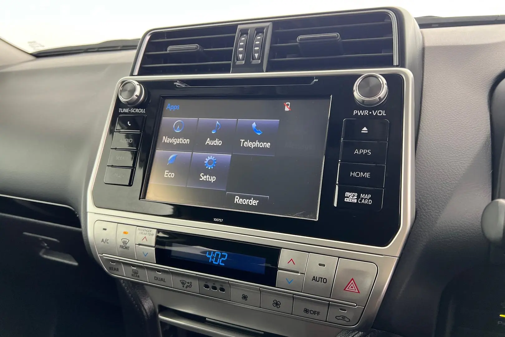 2018 Toyota Landcruiser Prado Gallery Image 13