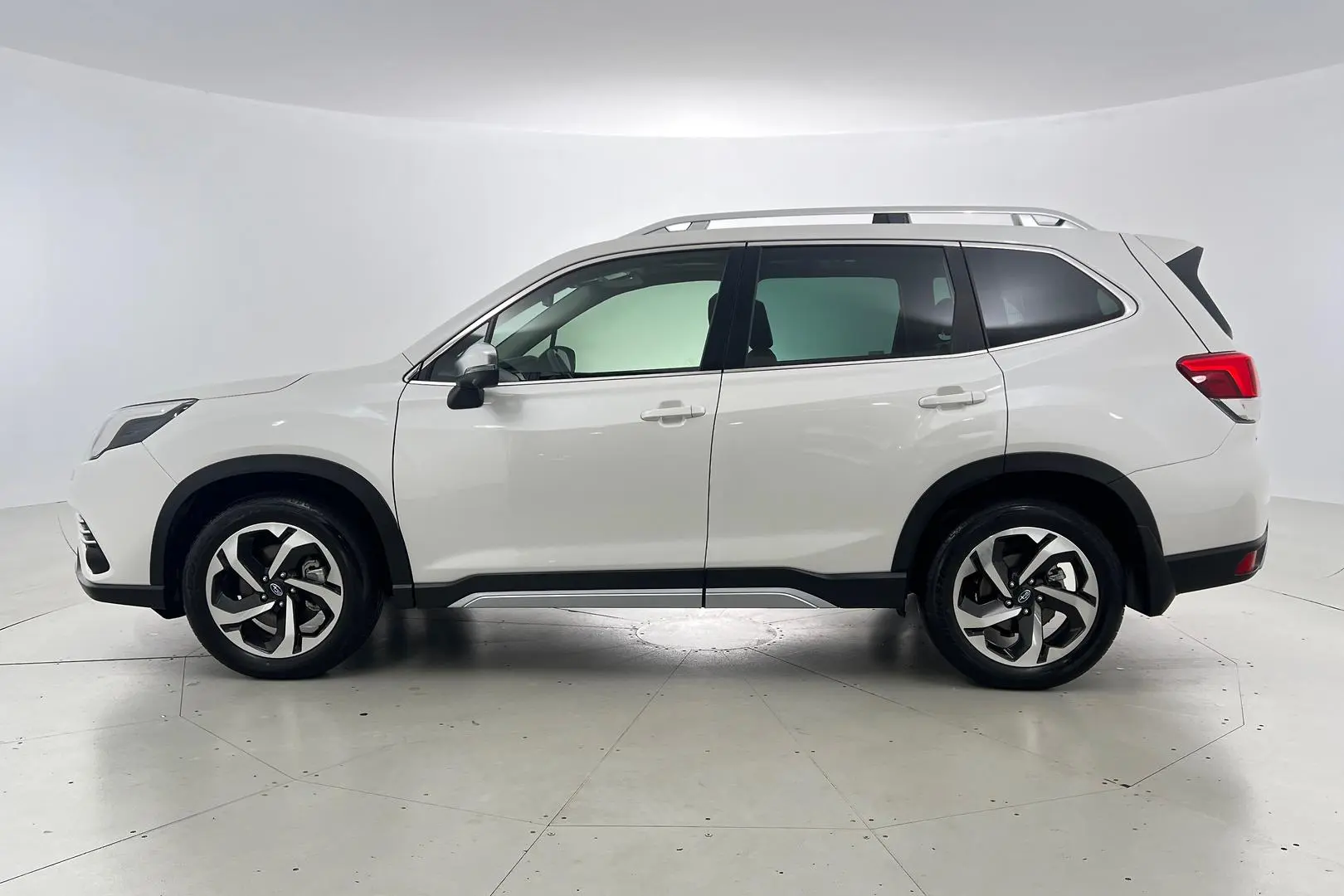 2024 Subaru Forester Gallery Image 8