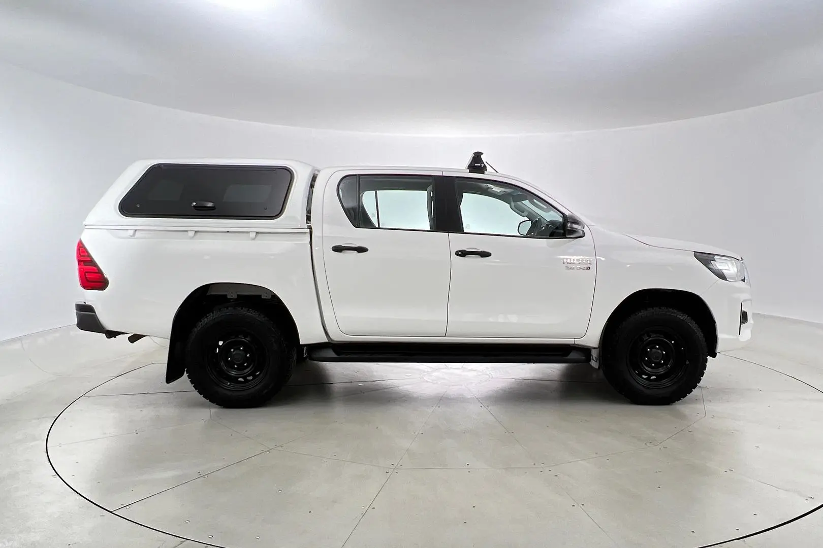 2018 Toyota Hilux Image 5