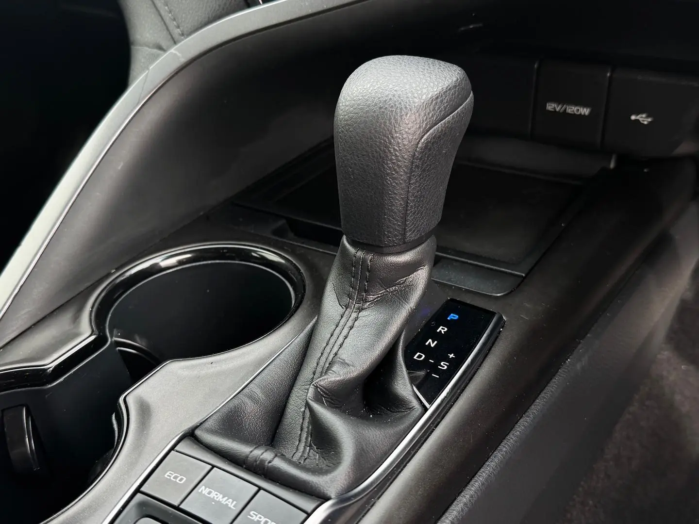 2023 Toyota Camry Gallery Image 15