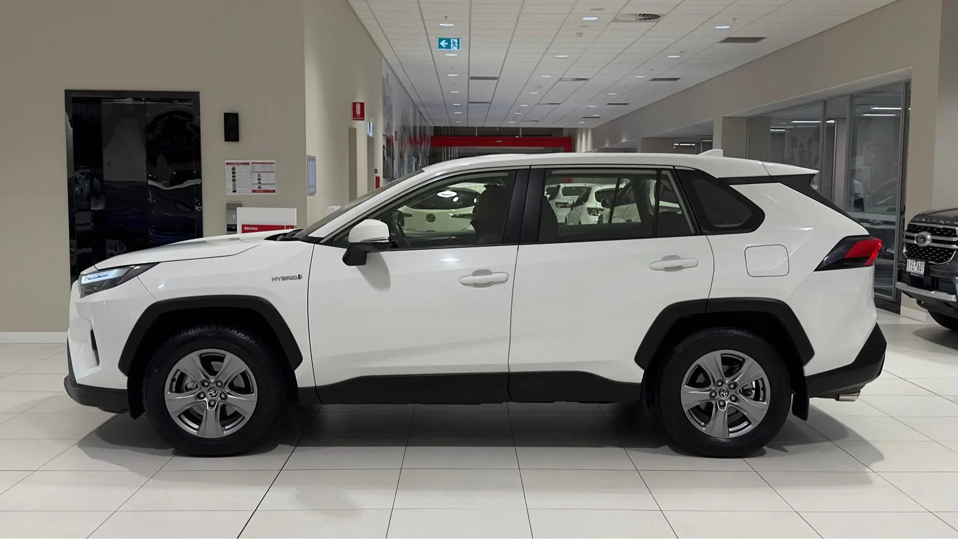 2022 Toyota RAV4 Gallery Image 6