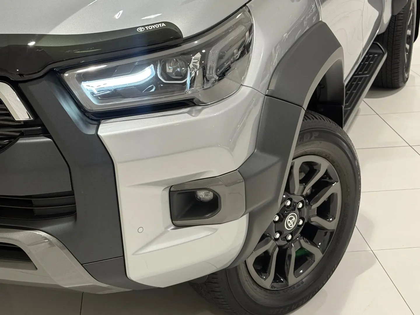 2024 Toyota Hilux Gallery Image 11