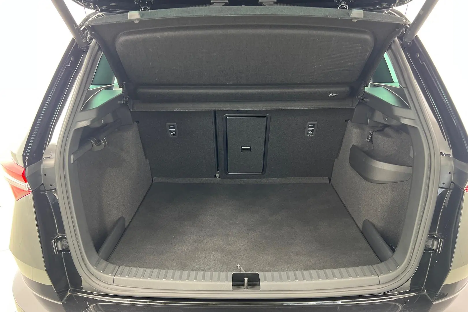 2023 SKODA Karoq Gallery Image 20