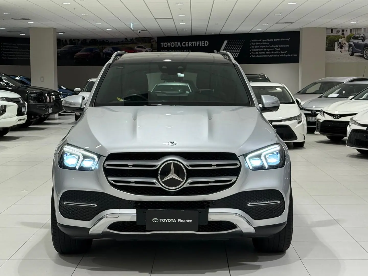 2021 Mercedes-Benz GLE-Class Gallery Image 4