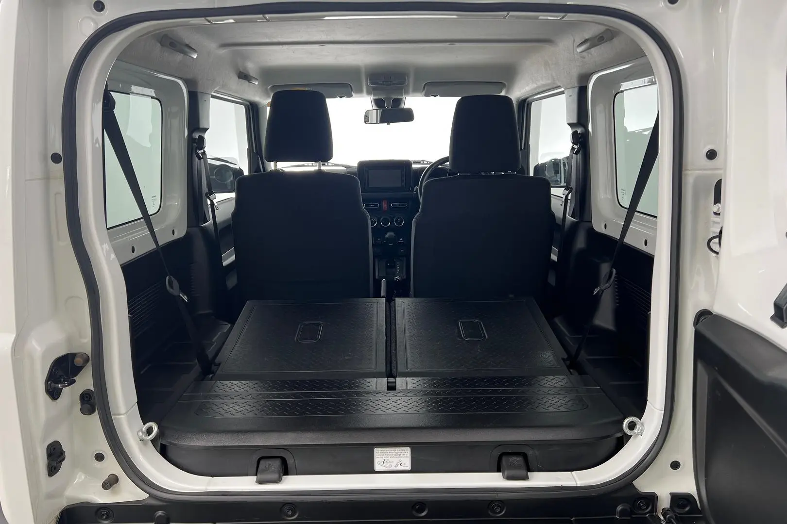 2021 Suzuki Jimny Gallery Image 21