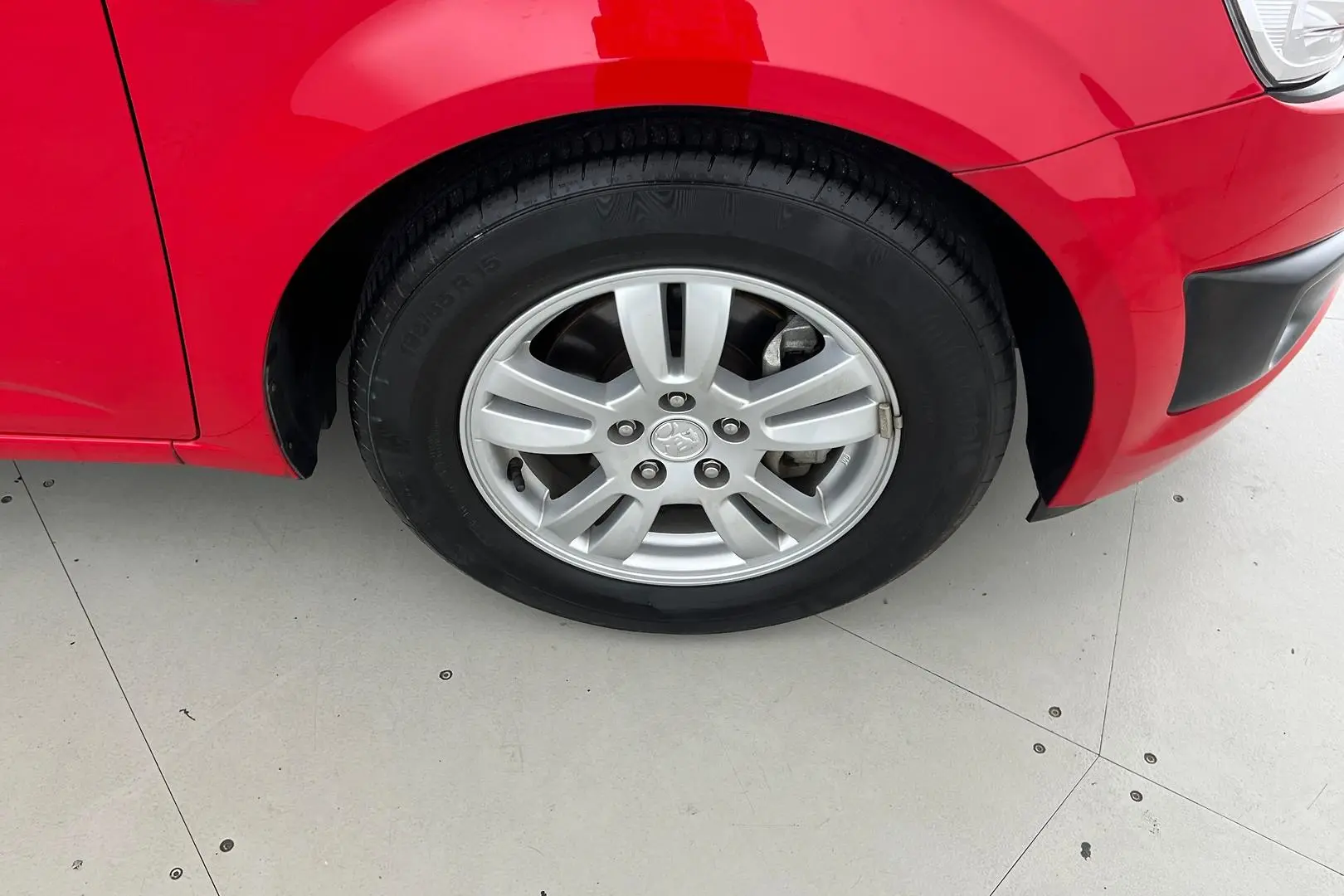 2014 Holden Barina Gallery Image 21