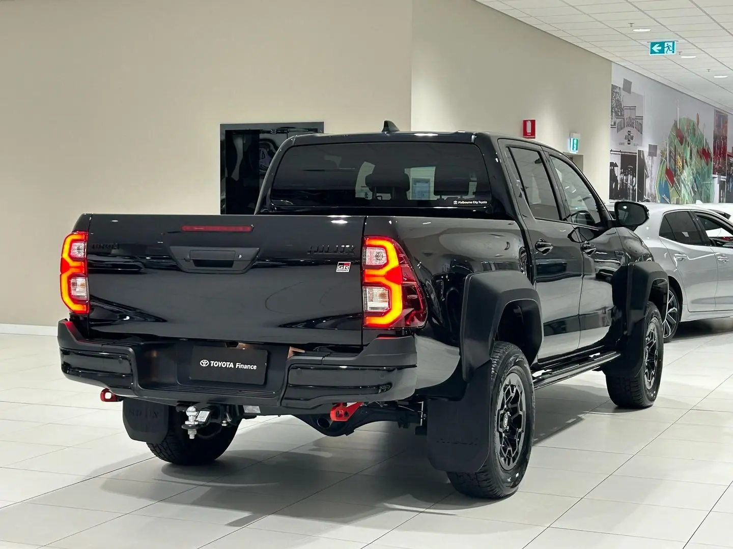 2024 Toyota Hilux Gallery Image 9
