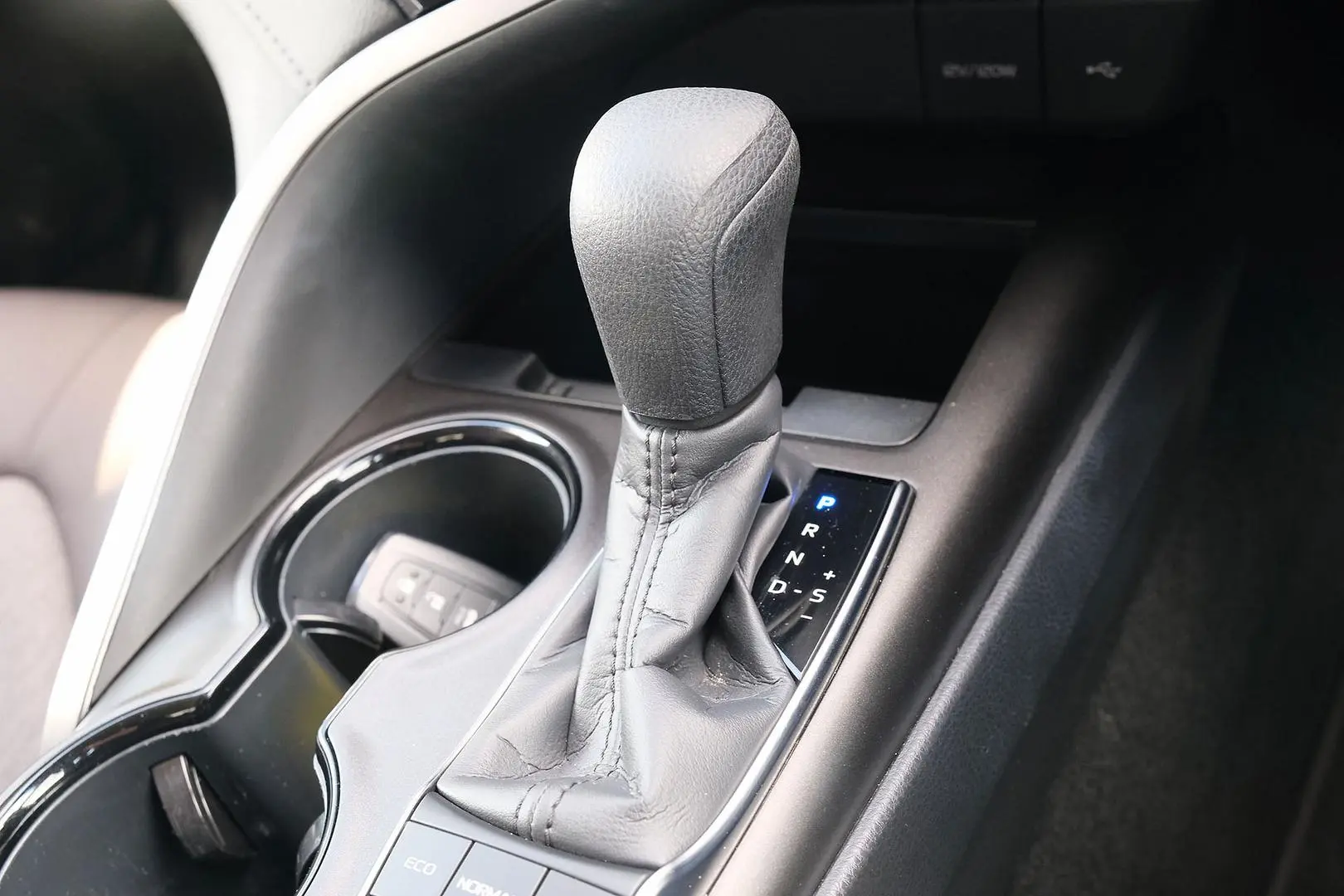 2024 Toyota Camry Gallery Image 17