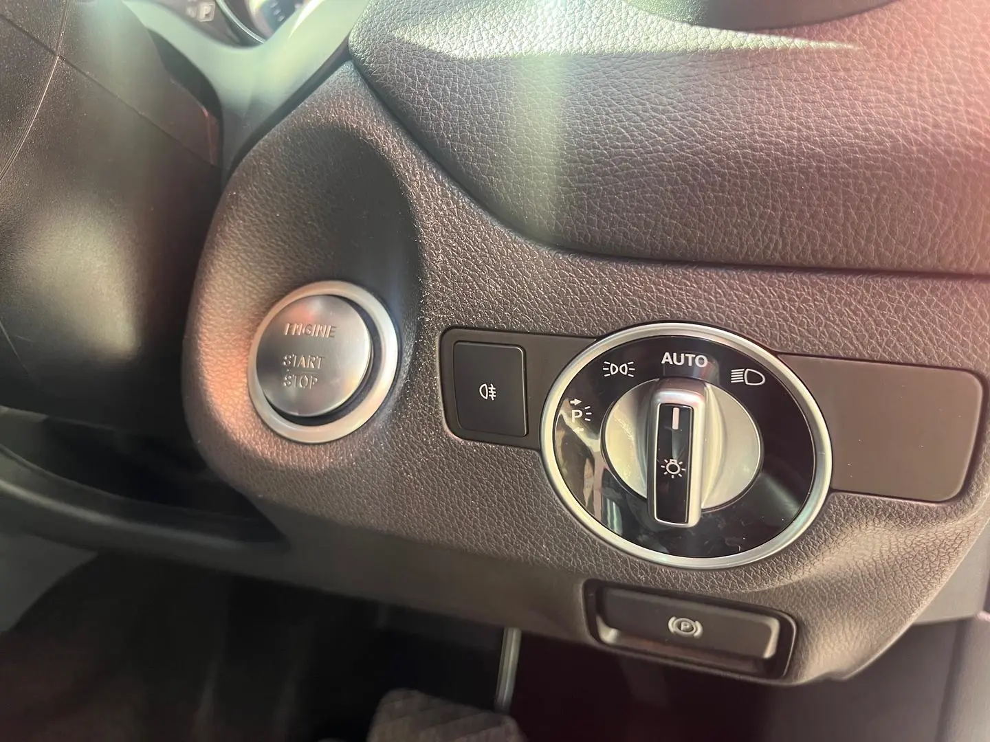 2018 Mercedes-Benz GLA-Class Gallery Image 15
