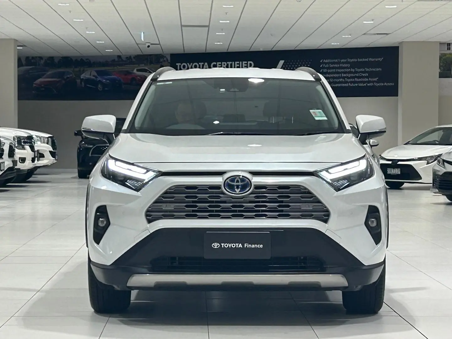 2024 Toyota RAV4 Gallery Image 4